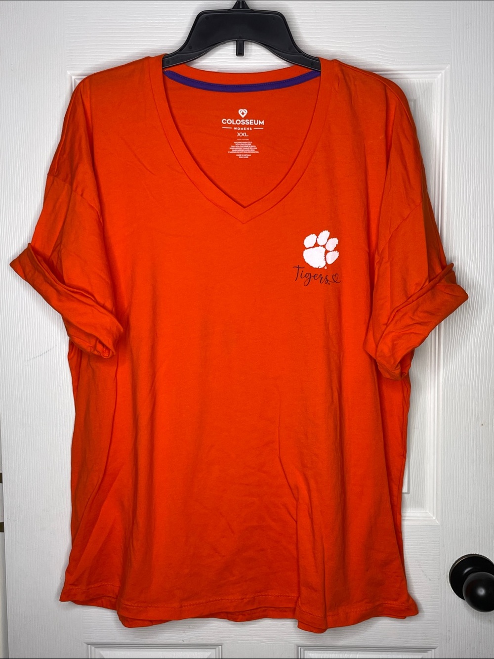Colosseum Orange V-Neck Women’s Tee with White Paw Accent. Size XXL